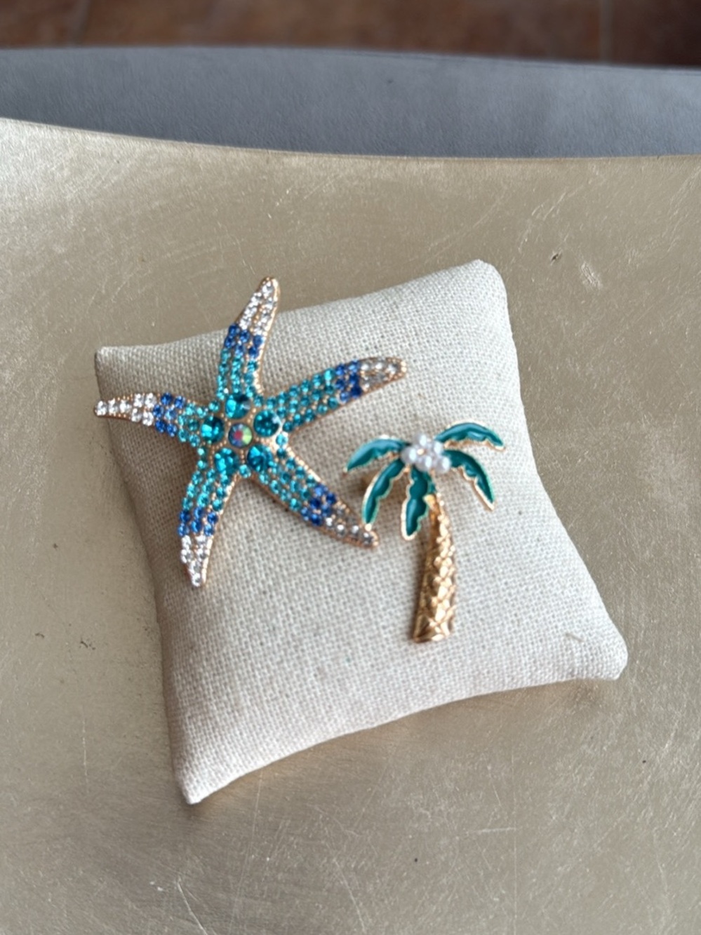 Starfish Palm Tree Brooch Set Gold Tone Crystals Fashion Beach